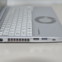 日本製 中古軽量ノートPC 最新Windows11+office Panasonic CF-SV73DTQR Core i7-8550U/メモリ8GB/SSD256GB/12.1インチ/無線/DVDマルチ内蔵の画像