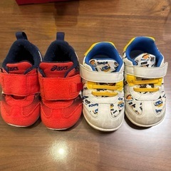 アシックス　キッズシューズ