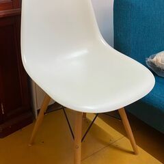 チェア　ホワイト　イームズタイプ