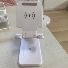 取引中 、ワイヤレス充電器 線なし あげます。