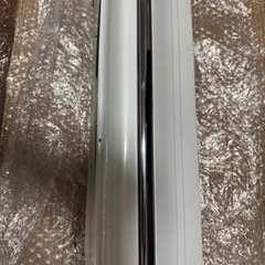 220系クラウンRSサイドバンパー左