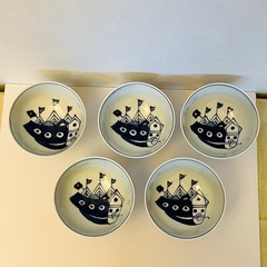 【値下げ】
有田焼しん窯青花　脚付小鉢