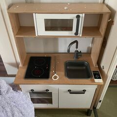 不動産売買で出ました不用品　【おままごと　キッチン】　無料でお譲...