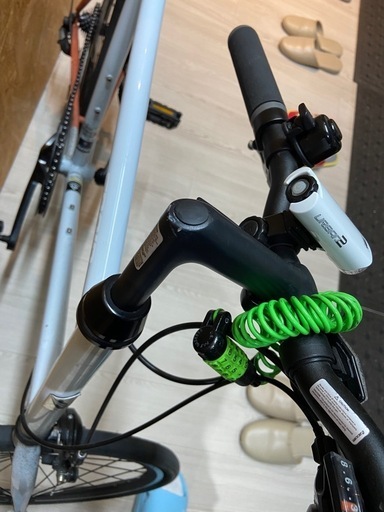 ネスト　フロイド　ミニベロ20インチ　500mm
