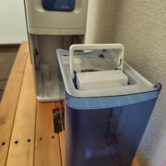 東芝　除湿機　RAD-80DYX　マイナスイオン発生機能付きの画像