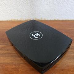 CHANEL　メイクアップパレットの画像