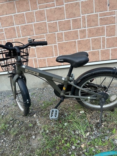 引き取りのみ。18型 子供用自転車 JEEP JE-18G 安い OLIVE