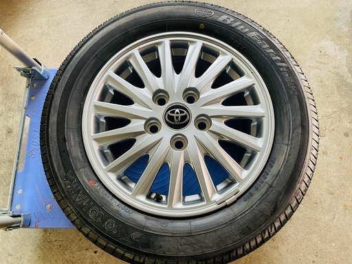 【中古】195/65R 15インチ　トヨタ純正ホイール付き