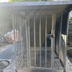 鉄檻、犬小屋、中古売ります
