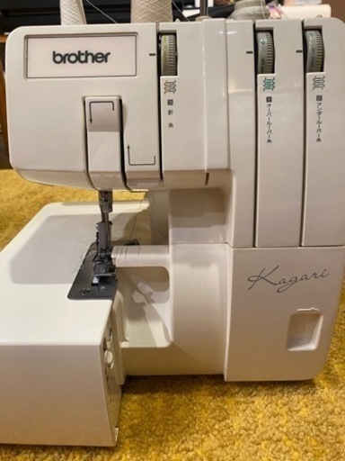 brother 3本糸縁かがりぬいミシン
