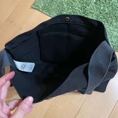 ニコアンド新品カバンの画像
