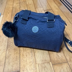 kipling ショルダーバック　ブランド