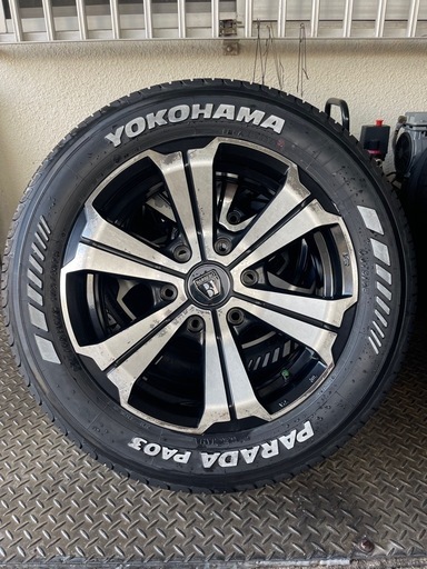 ハイエース　ホワイトレター　17インチ