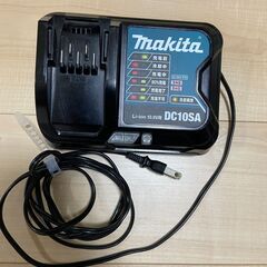 マキタ　スティック掃除機　紙パック式の画像