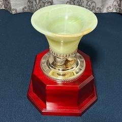 優勝トロフィー　