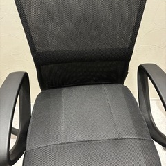 オフィスチェア（アイリスオーヤマ）の画像