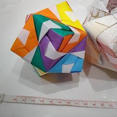 くす玉　折り紙　のりで補強してあります！の画像