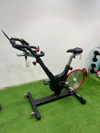 【カイザー/KEISER】 M3エアロバイク 定価約30万円