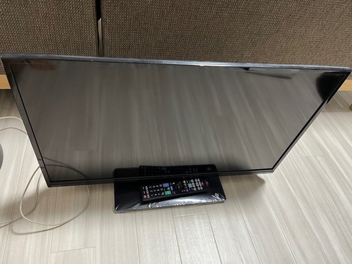 テレビ32インチ　年式新め
