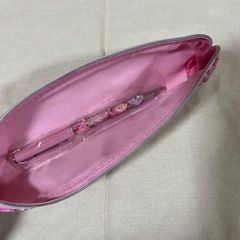 【新品未使用品】花柄 ピンク ペンケース ボールペン付きの画像