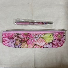 【新品未使用品】花柄 ピンク ペンケース ボールペン付きの画像