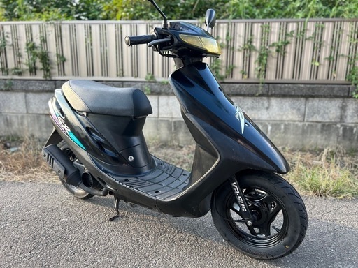 ⭐️AF28Dio希少グレード『SR』2ストモデル⭐️前後タイヤ・バッテリ・プラグ・シート・スロットルワイヤーなど新品交換済⭐️色々整備で快調⭐️50cc原付スクーター⭐️