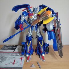 トランスフォーマー　キャリバーオプティマスプライム　TLK−15