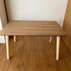 テーブル　
ローテーブルの画像