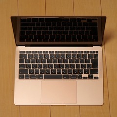 Apple アップル　MacBook Air M1 8GB/256GB ゴールド　ノートパソコンの画像