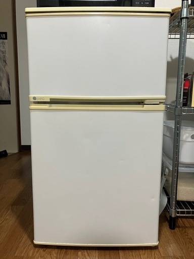 ユーイング　ノンフロン冷凍冷蔵庫 ur-d90j(w) 90L 2018