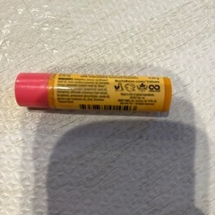 Burt's Bees Pink Grapefruit Lip Balmの画像