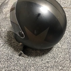 バイクのヘルメットの画像