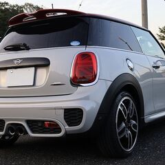 【千葉・横浜】H30/11 MINI JCW ジョンクーパーワークス 8速AT F56型 2.5万km 車検R7/11 ホワイトシルバー バックカメラ シートヒーター　CBA-XRJCWMの画像