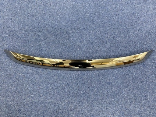 ハリアー　60系　ハリアー　純正ボンネットフードフロントモール