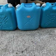 プラスチック灯油容器　灯油缶　ポリタンク18L　不用品で交換できます。