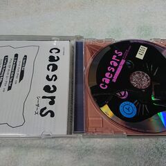 ♠　シーザーズ / サーティー・ナイン・ミニッツ オブ・ブリス(CCCD) Caesors / 39MINITTES OF BLISS 　スウェーデン出身の4人組ロック・バンドの世界デビュー・アルバム。これまでの3作からの編集盤で、オルガン入りのガレージ・サウンド、というのが最大の特徴だ。ブレイクビーツなどを取り入れ、ぐんぐんと変化していくサウンドがおもしろい。の画像