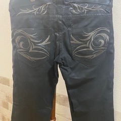 取引中トルネードマートパンツ