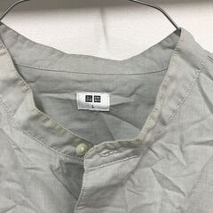 ユニクロ長袖シャツ①
