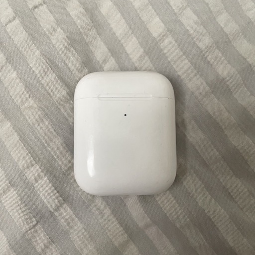 ヘッドフォン AirPods