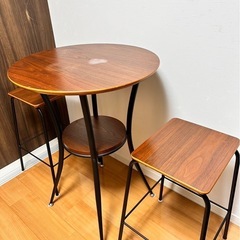 またまたお値下げします お値下げします オシャレなテーブルセットの画像