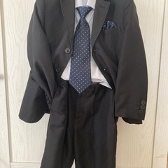 子供用スーツ　120センチの画像