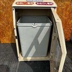 s0913601 引き取りor家財便 ゴミ箱 ペットボトル 空き缶 業務用 コンビニ アミューズメント 会場用 トラッシュボックス 45 90 中古品の画像
