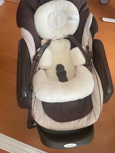 Combi ネムリラ オート スウィング AUTO SWING BEDi