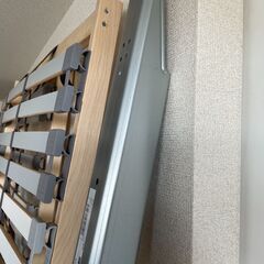 IKEA　LÖNSET ロンセット ベッドベース(すのこ）, SKORVA スコルヴァ ミッドビーム　取りに来られる方の画像