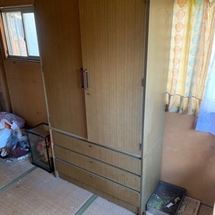 家具など色々あります　無料　減ってきましたがまだ残ってるのもありますの画像