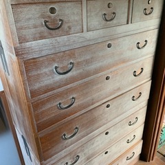 家具など色々あります　無料　減ってきましたがまだ残ってるのもあります