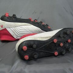 使用頻度少ない　子供用サッカースパイク 約18.5ｃｍ　[アディダス　 PREDATOR] の画像