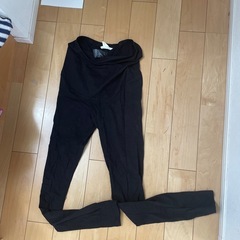 H&M マタニティ　レギンス　黒　オーバー