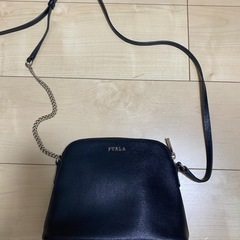 FURLA バッグの画像