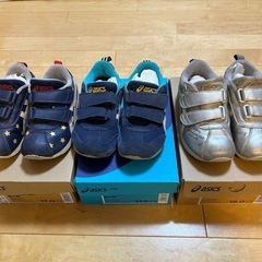 アシックス　スクスク　17.0、17.5、18.0